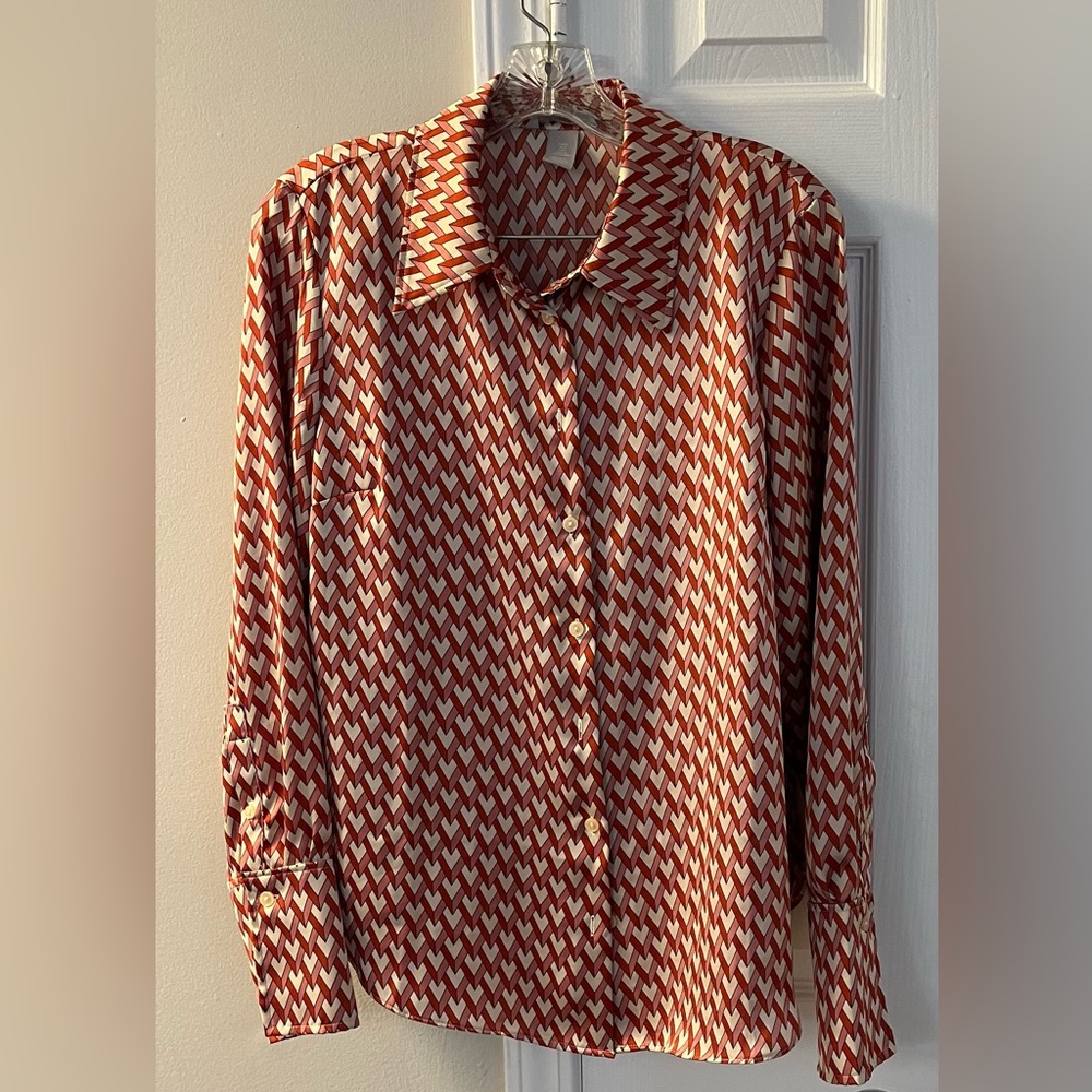 H&M Woman’s Blouse Front Button